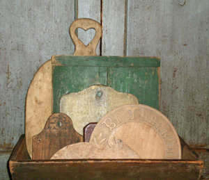 Antique Bread Boards and Cutting Boards